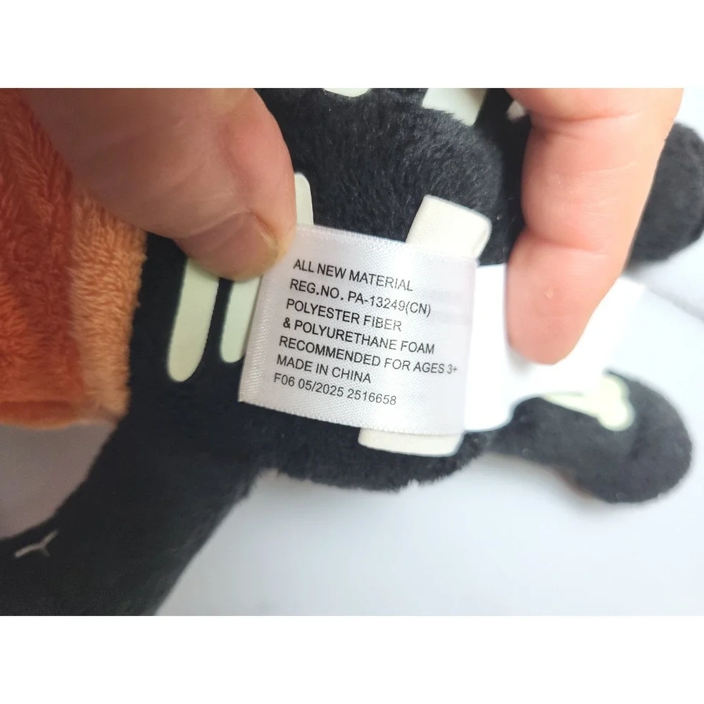 Bluey and Bingo Glow-In-The-Dark Skeleton Costume Plush‎ by Dan Dee